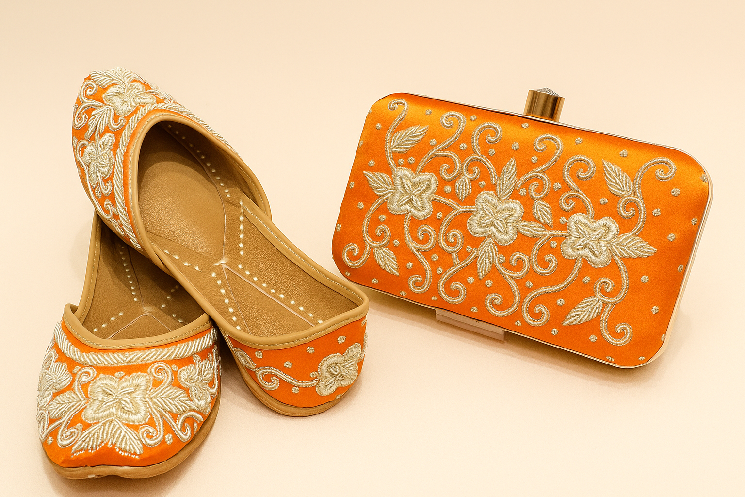Amber Bloom – Handcrafted Jutti & Clutch Set